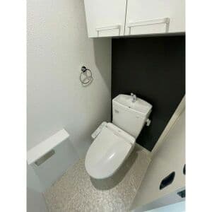Room image 11