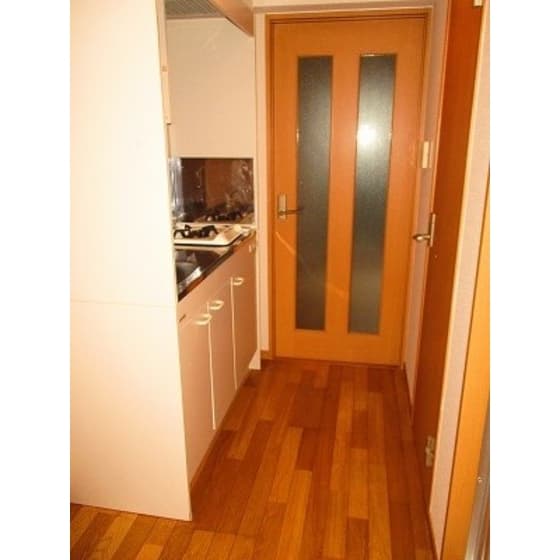 Room image 9