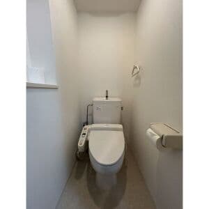 Room image 13