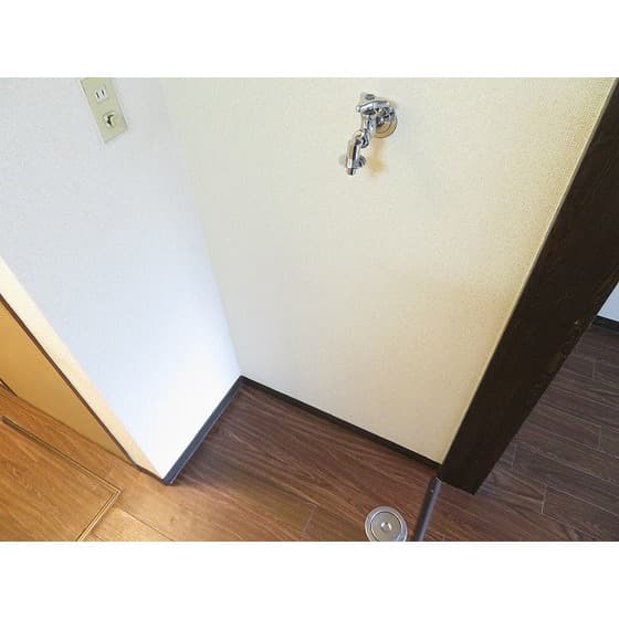 Room image 16