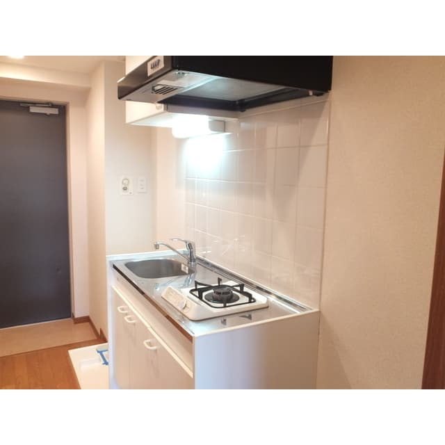 Room image 9