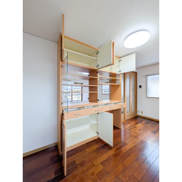 Room image 12