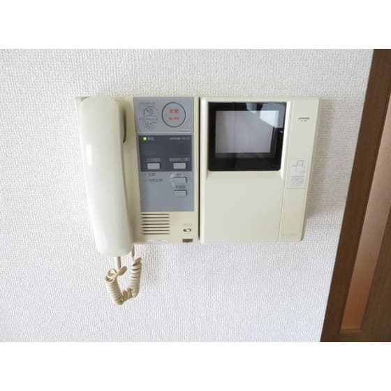 Room image 16