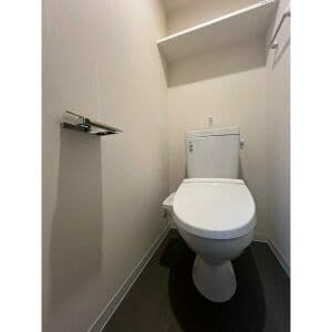 Room image 14