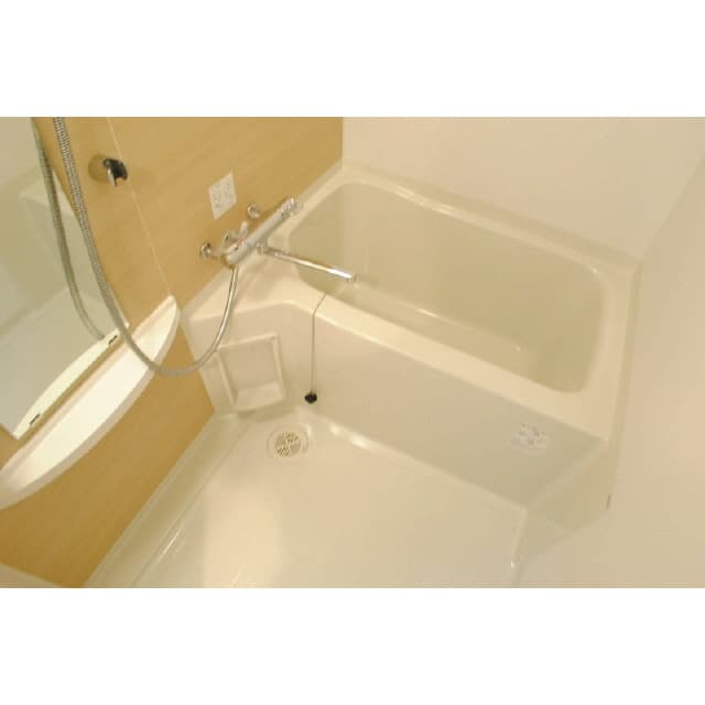 Room image 13