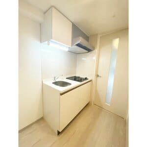 Room image 13