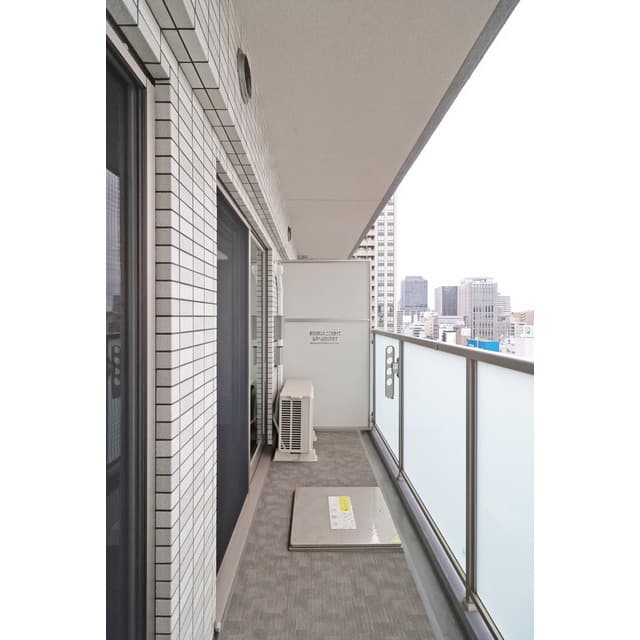Room image 15