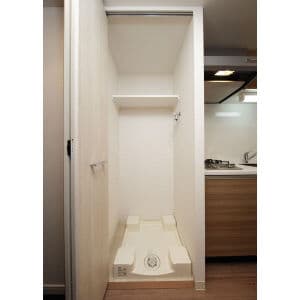 Room image 13