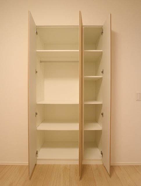 Room image 12
