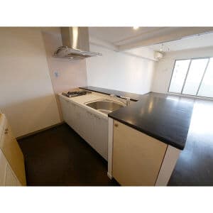 Room image 15
