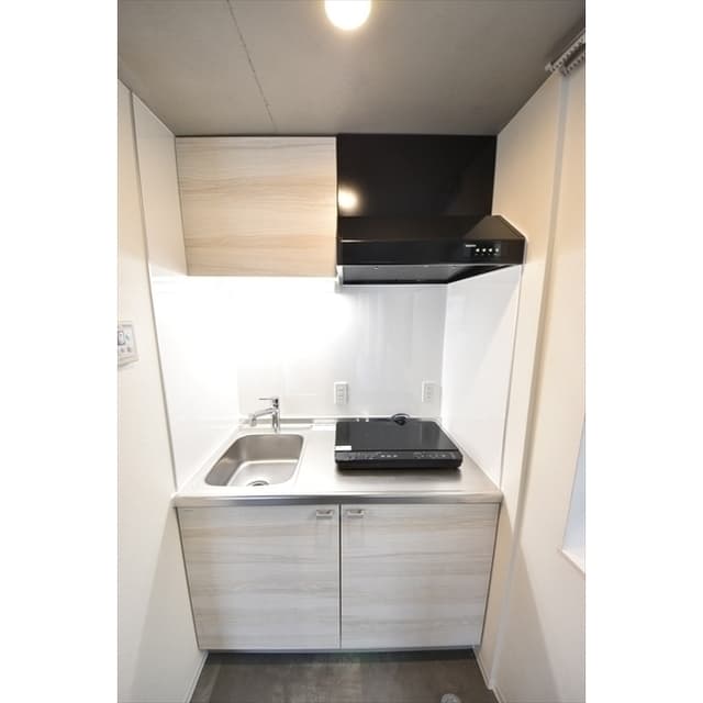 Room image 15