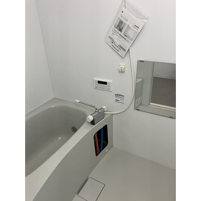 Room image 11
