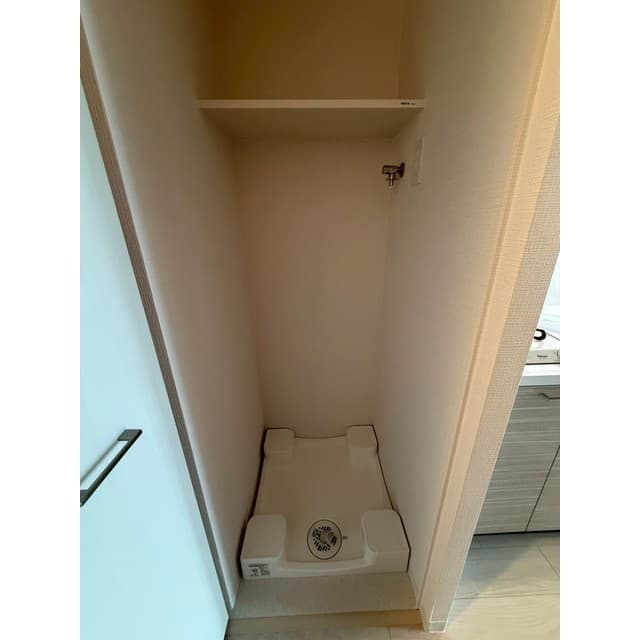 Room image 15