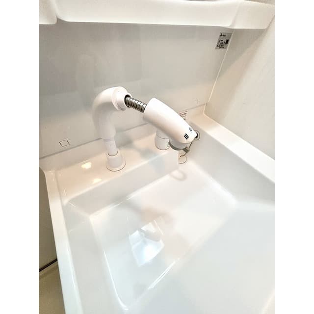Room image 15