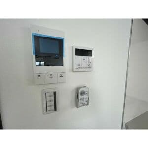 Room image 16