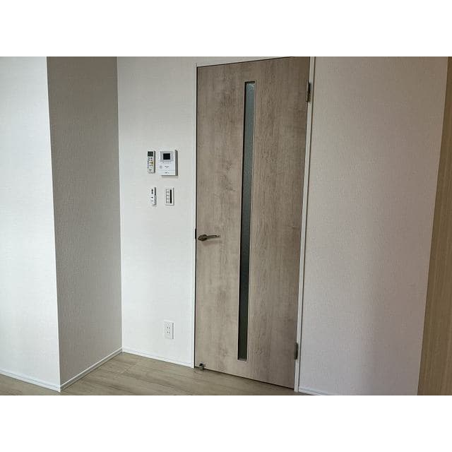 Room image 14
