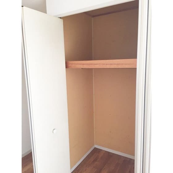 Room image 16