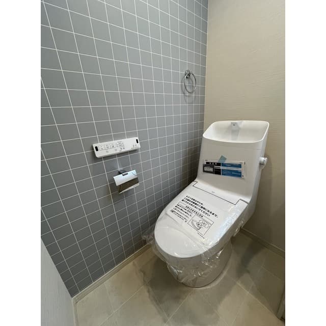 Room image 14