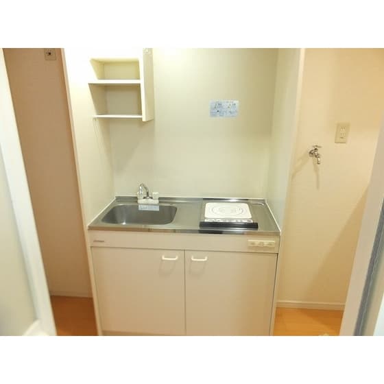 Room image 9
