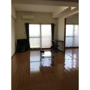 Room image 16