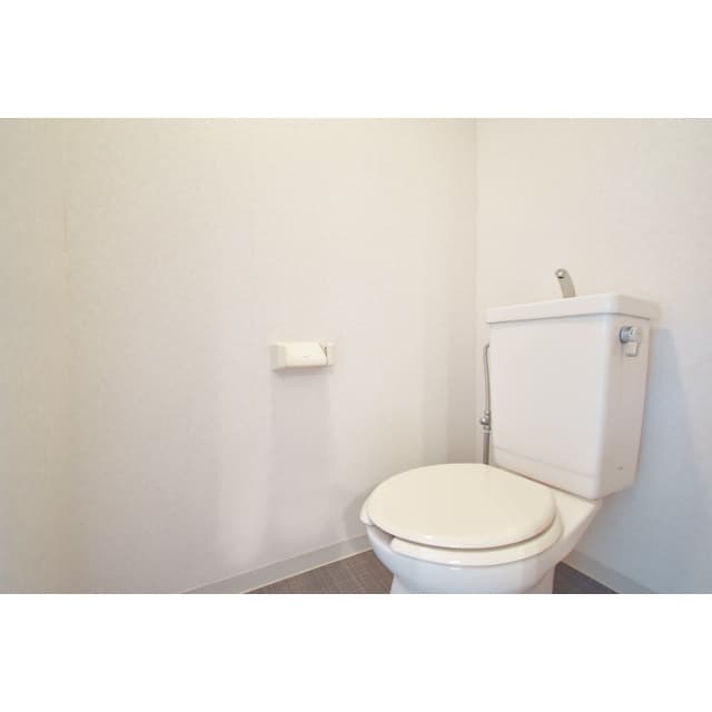 Room image 12