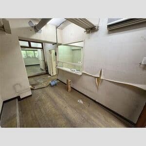 Room image 11