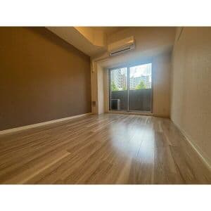 Room image 12