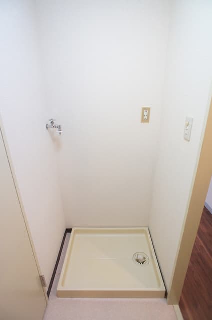Room image 15