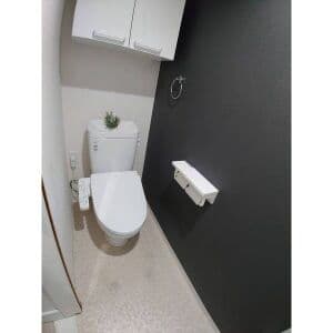 Room image 13
