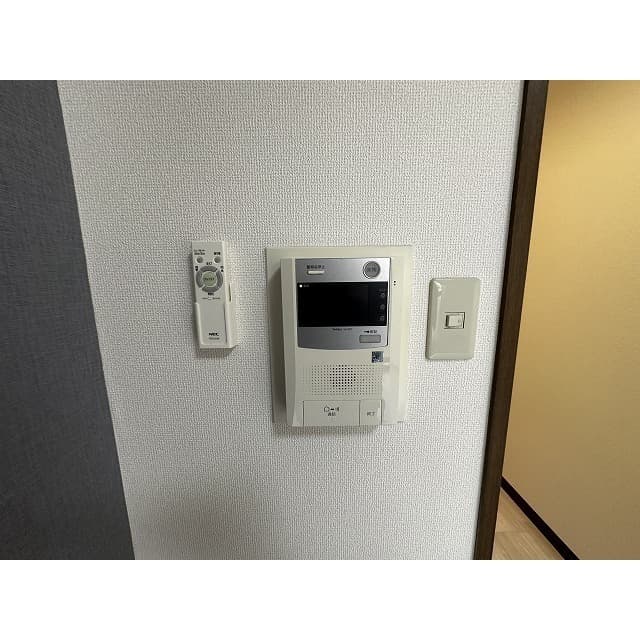 Room image 16