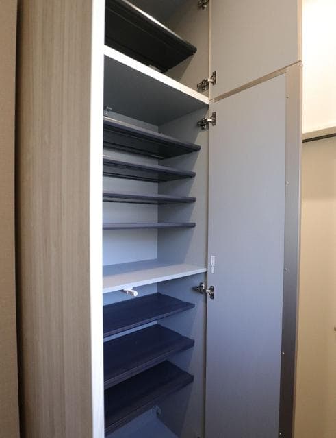 Room image 13
