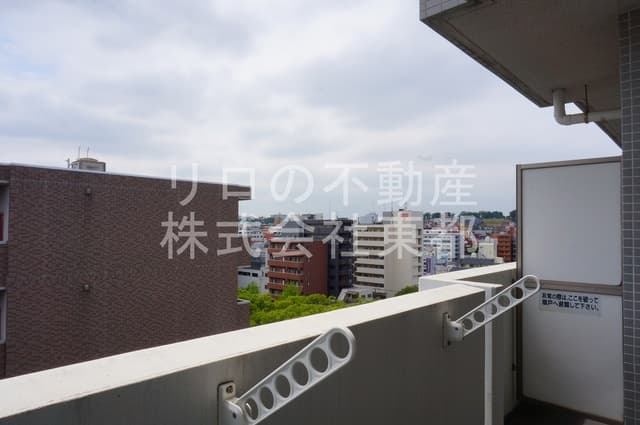Room image 13