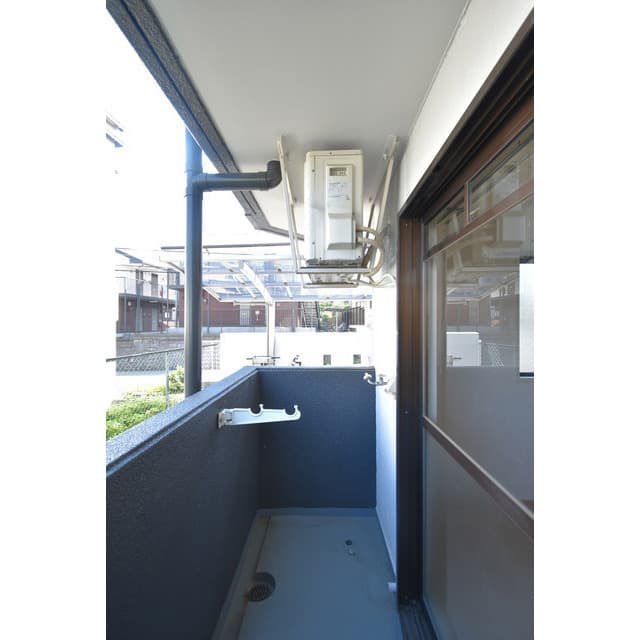 Room image 14