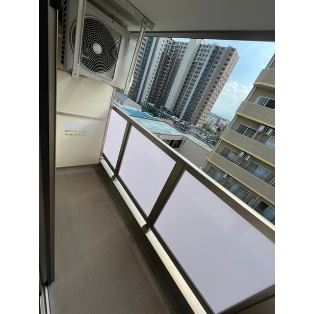 Room image 13