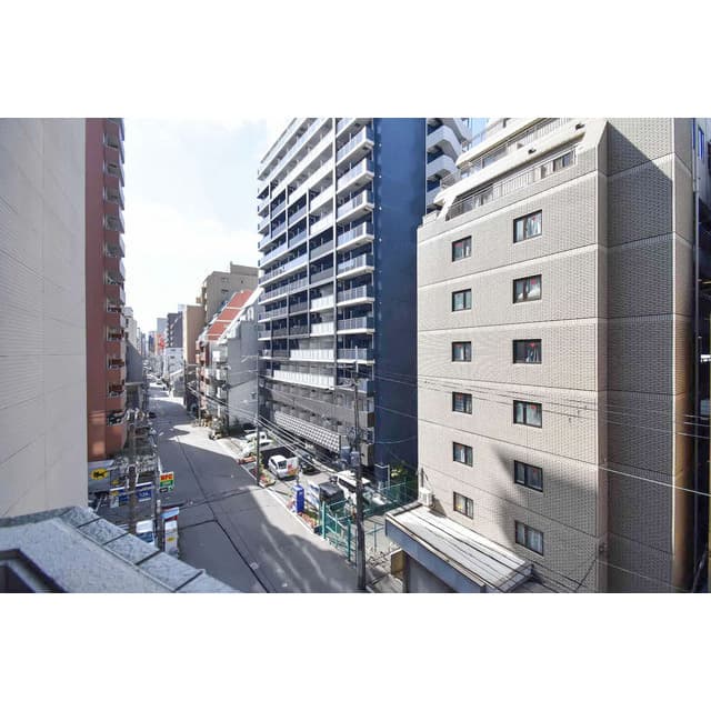 Room image 10