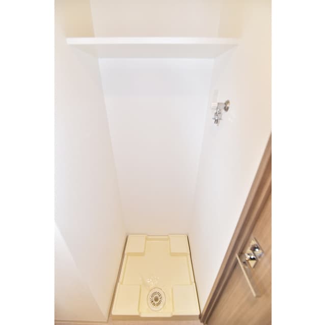 Room image 13