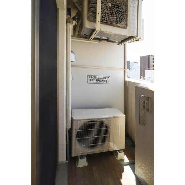 Room image 9