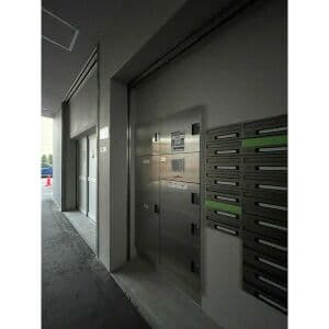 Room image 8