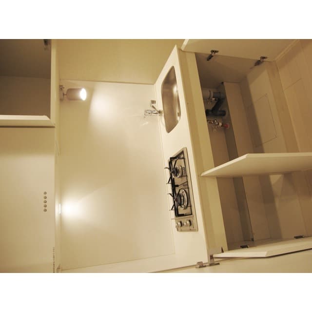 Room image 14