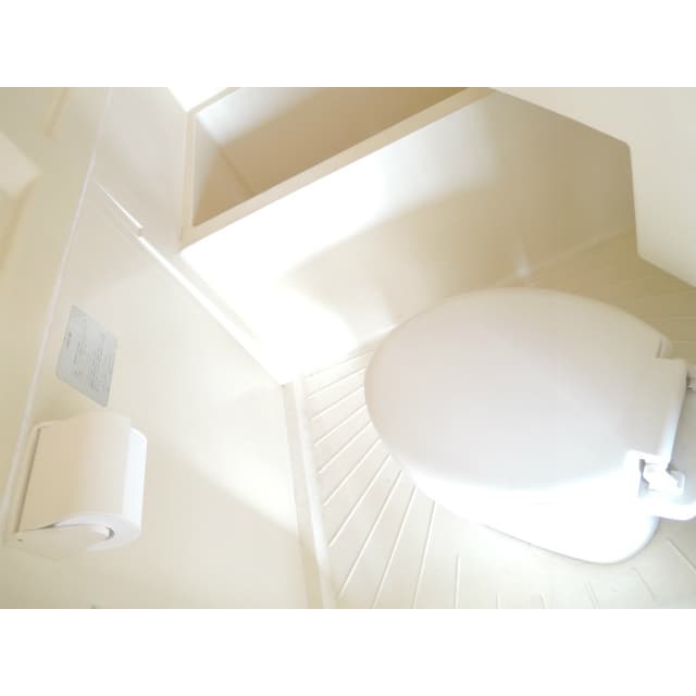 Room image 13