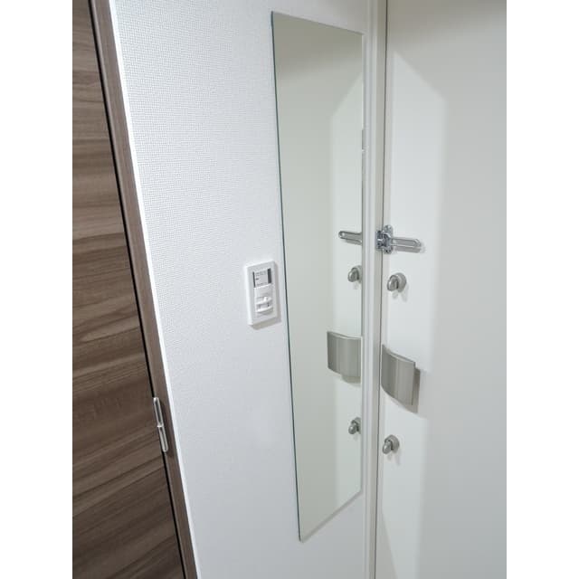 Room image 13