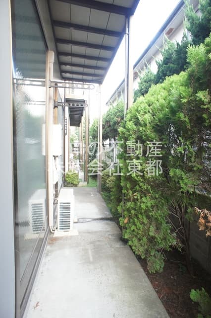 Room image 12