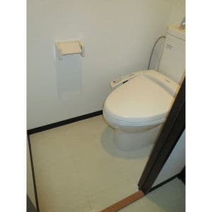 Room image 8
