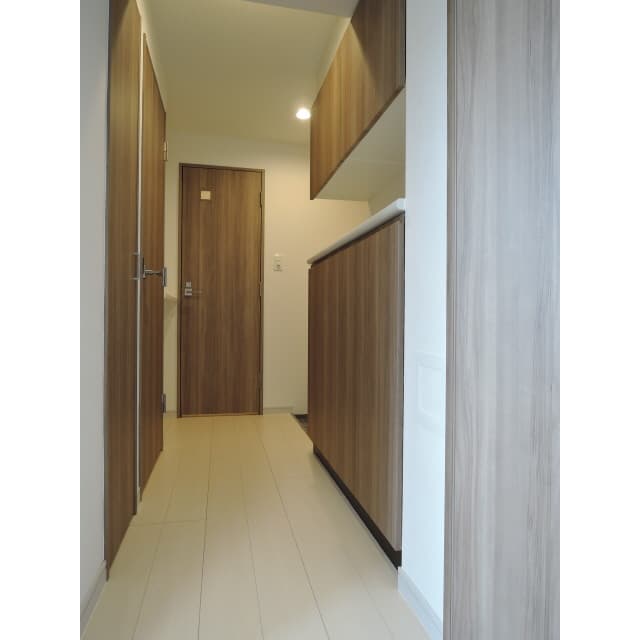 Room image 13