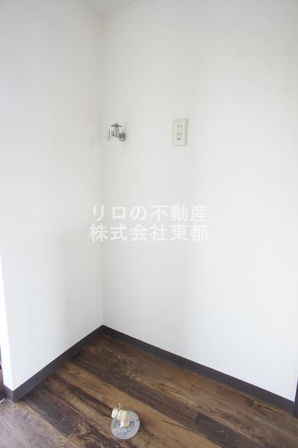 Room image 14