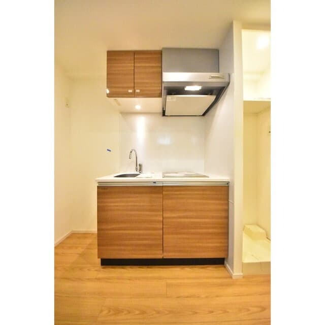 Room image 12