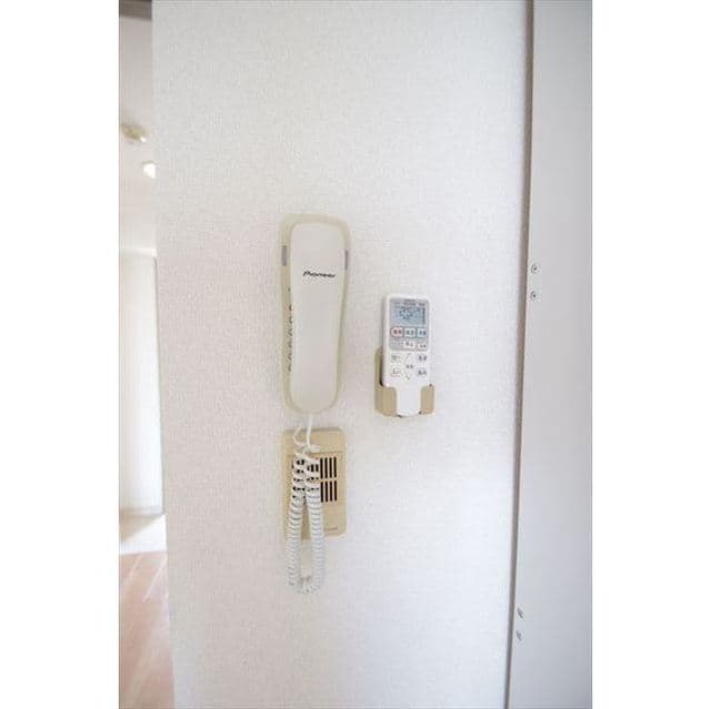 Room image 13