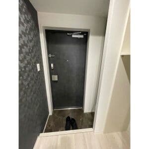 Room image 13