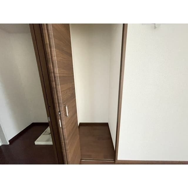Room image 14