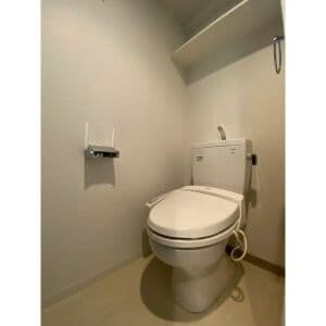 Room image 15